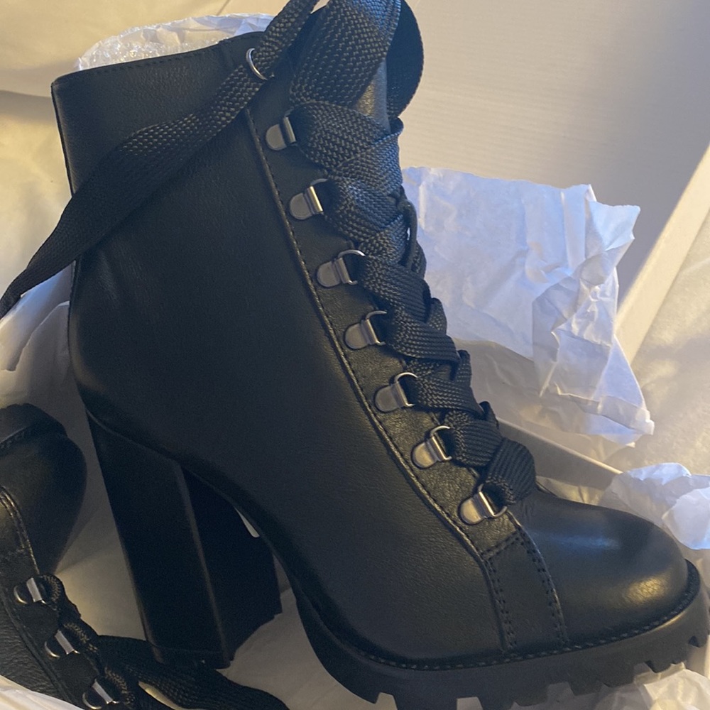 Schutz Zhara Bootie
